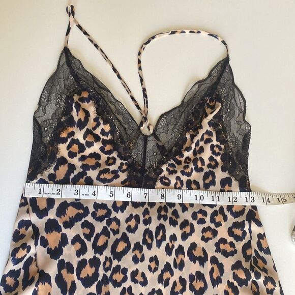 Victoria's Secret Leopard Print Lace Slip Dress Chemise Size XS - Picture 13 of 16